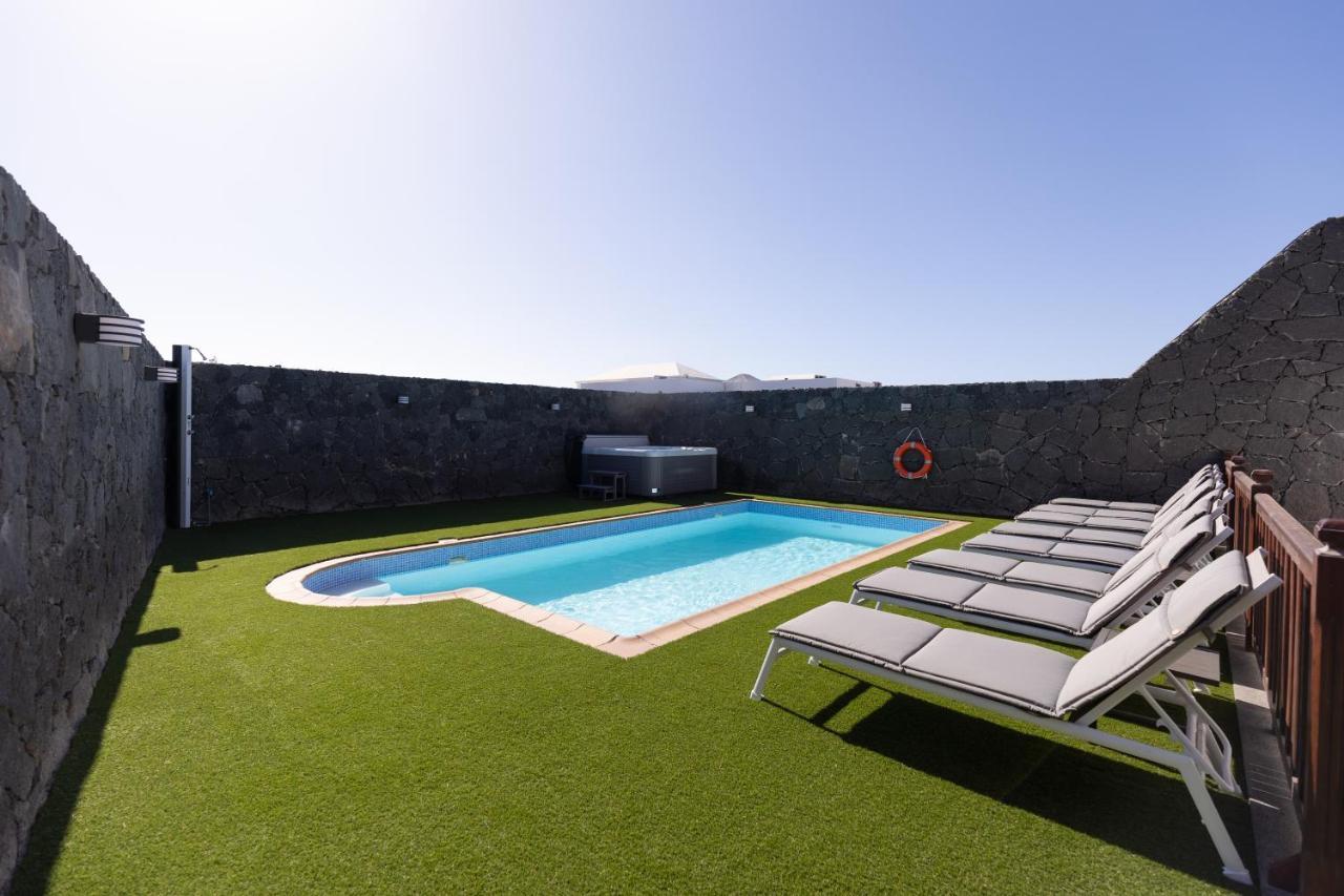 Villa Penguina Play Blanca Lanzarote Πλάγια Μπλάνκα Εξωτερικό φωτογραφία